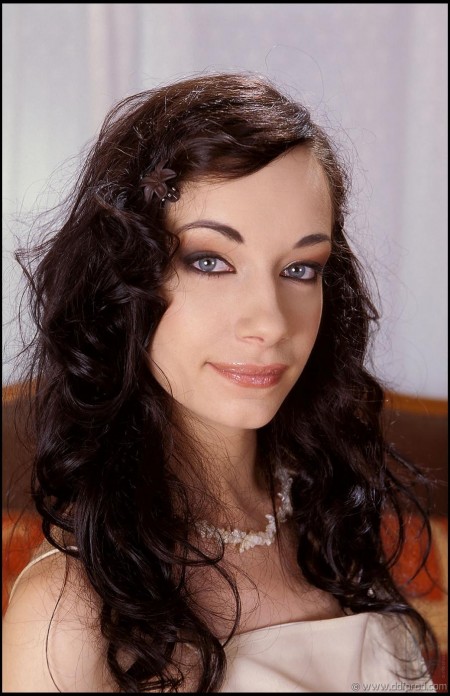 Tanya Sin